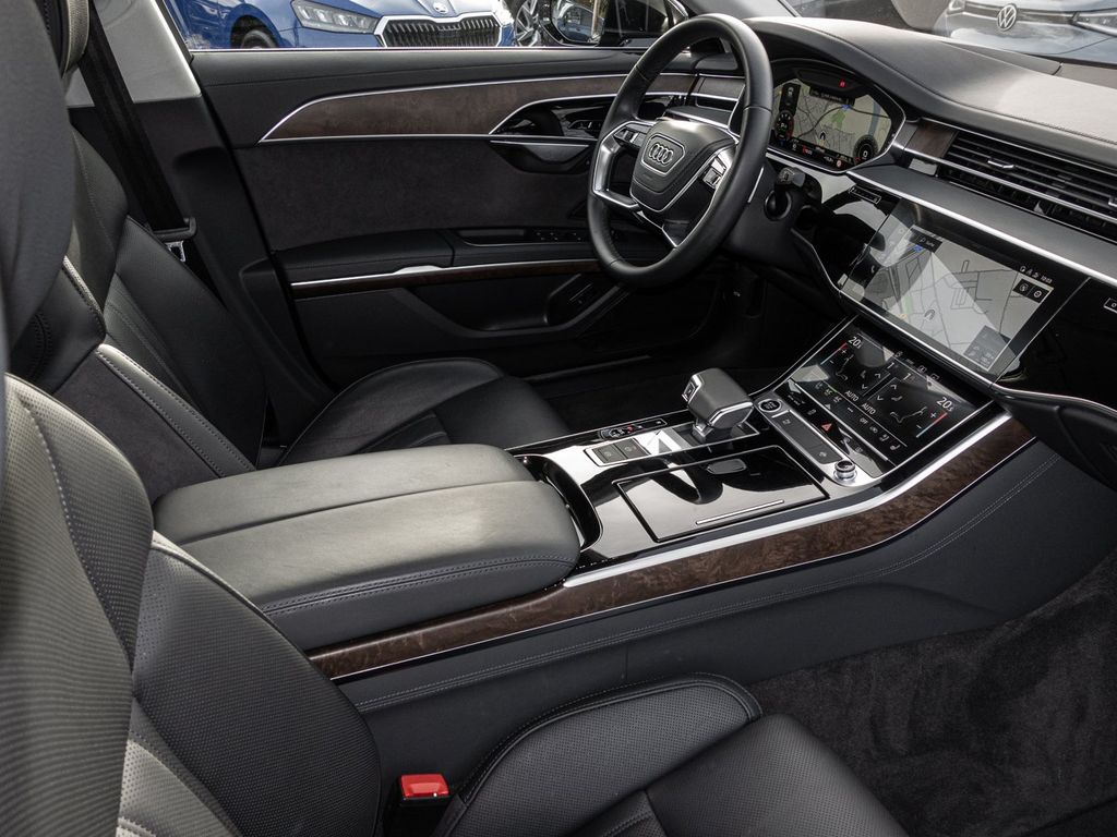 Audi A8 2022