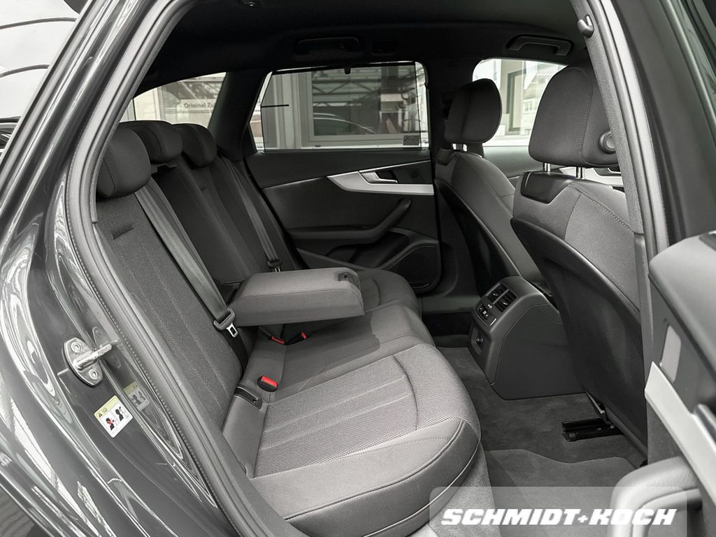 Audi A4 2024