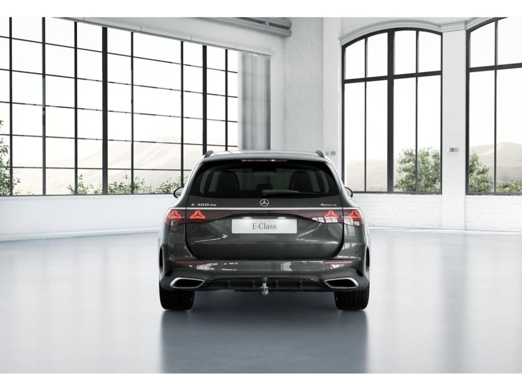 Mercedes-Benz E 300 2025