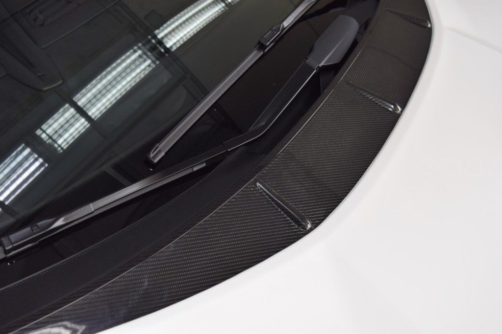 Lamborghini Revuelto 2025