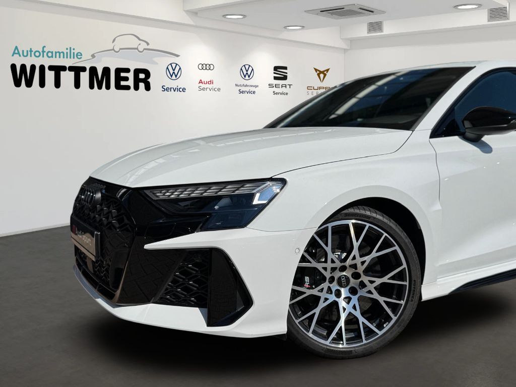 Audi RS3 2025
