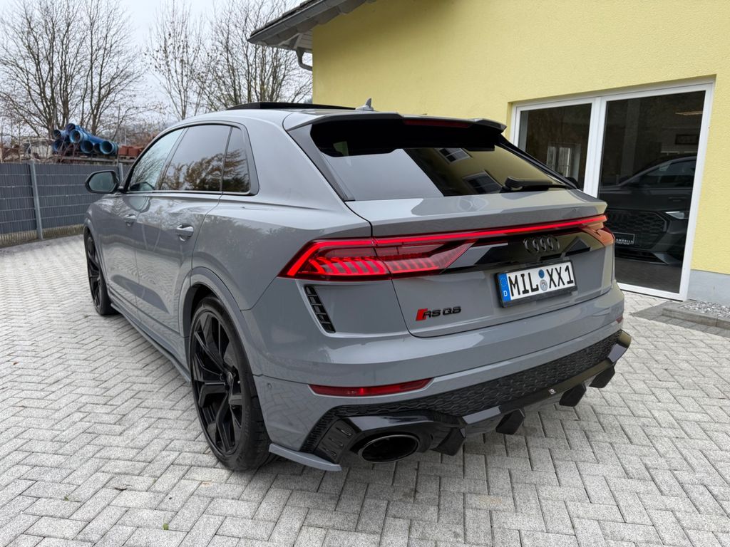 Audi RSQ8 2023