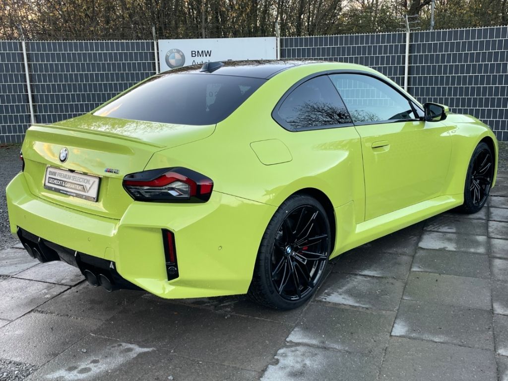 BMW M2 2024
