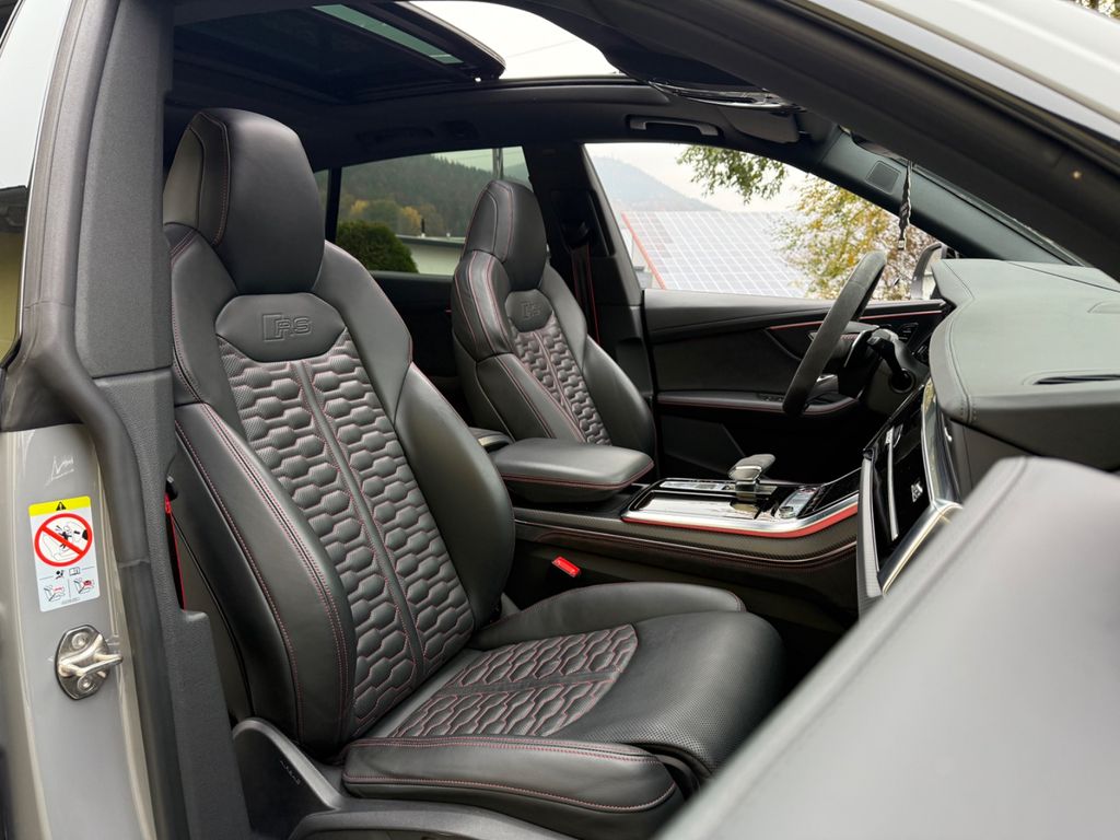 Audi RSQ8 2023