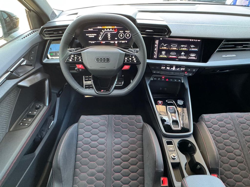 Audi RS3 2025