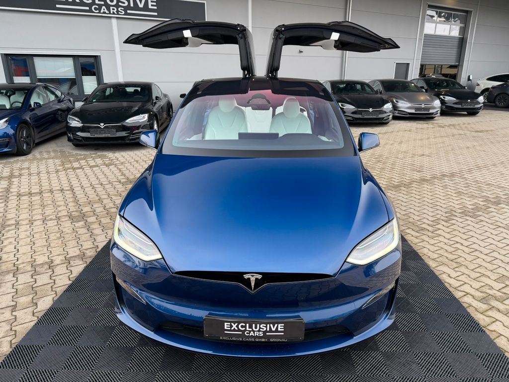 Tesla Model X 2023