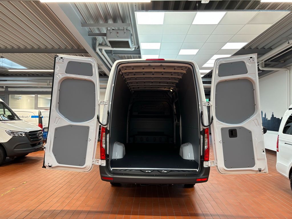 Mercedes-Benz Sprinter 2025