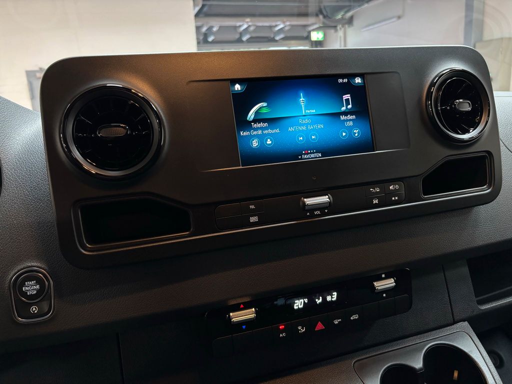 Mercedes-Benz Sprinter 2025