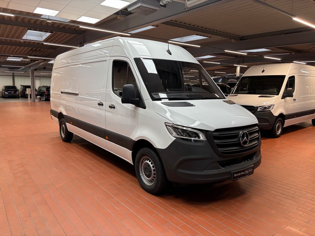 Mercedes-Benz Sprinter 2025