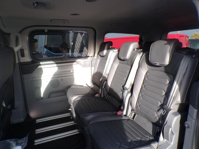 Ford Tourneo Custom 2025