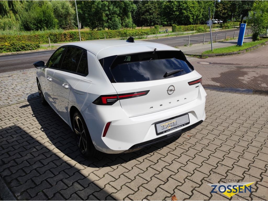 Opel Astra 2023