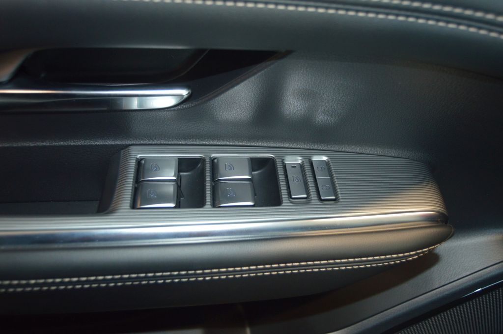 Mazda 6e 2025