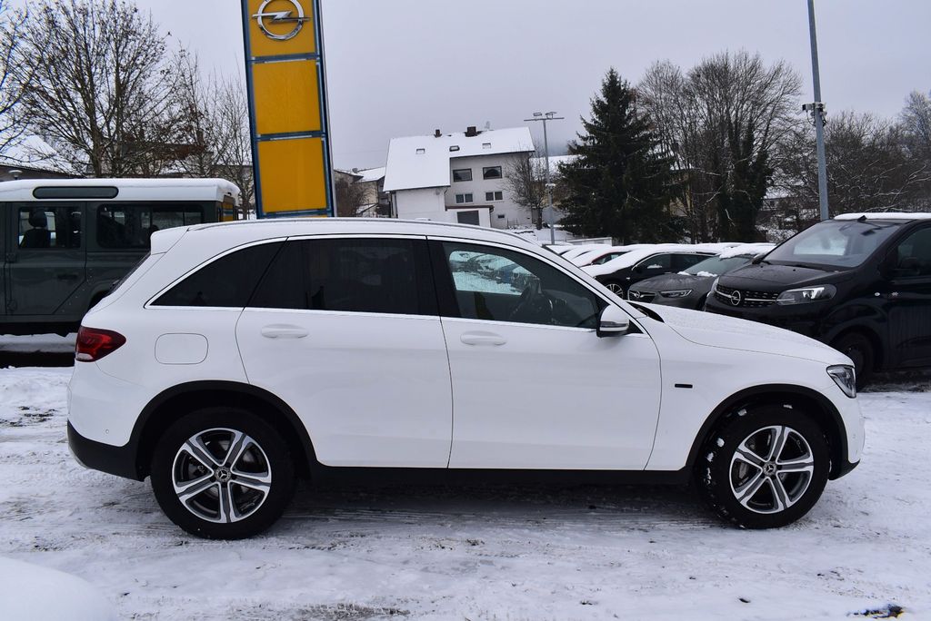 Mercedes-Benz GLC 300 2021