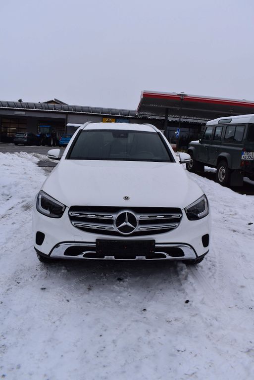 Mercedes-Benz GLC 300 2021