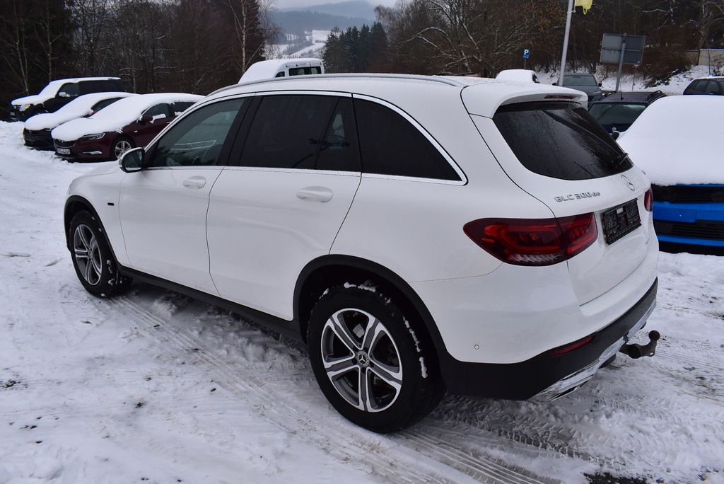 Mercedes-Benz GLC 300 2021