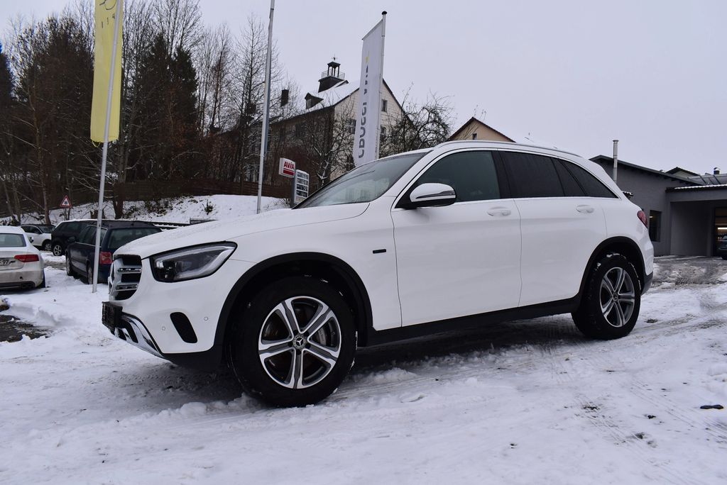 Mercedes-Benz GLC 300 2021