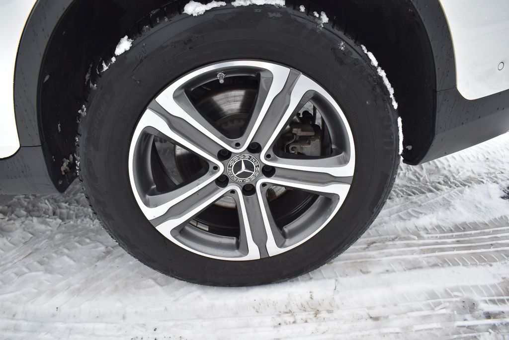 Mercedes-Benz GLC 300 2021