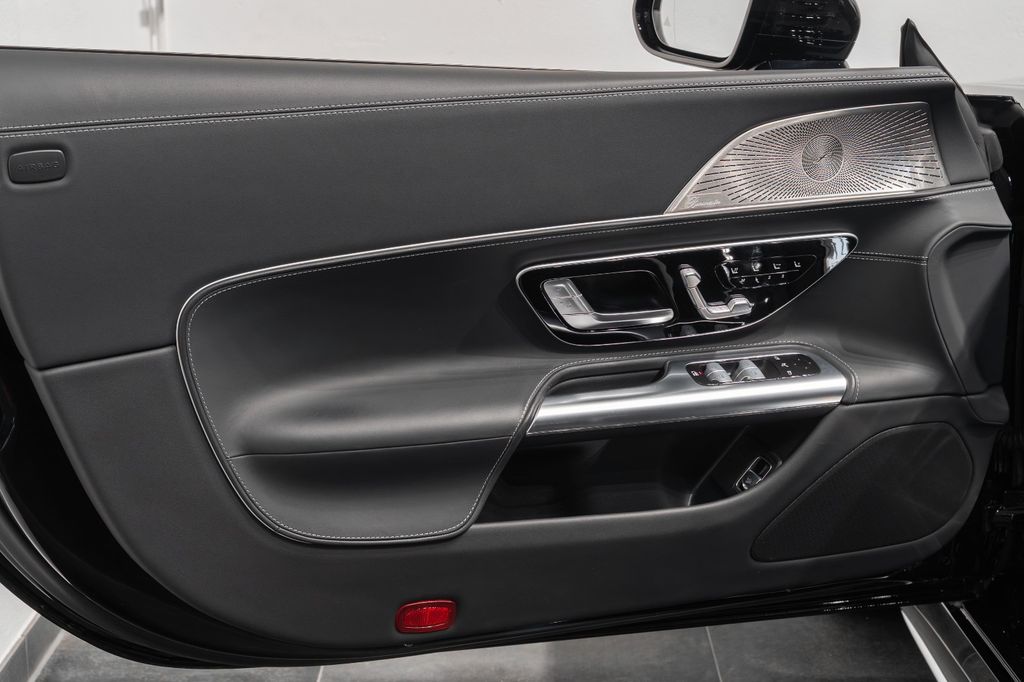 Mercedes-Benz SL 43 AMG 2023