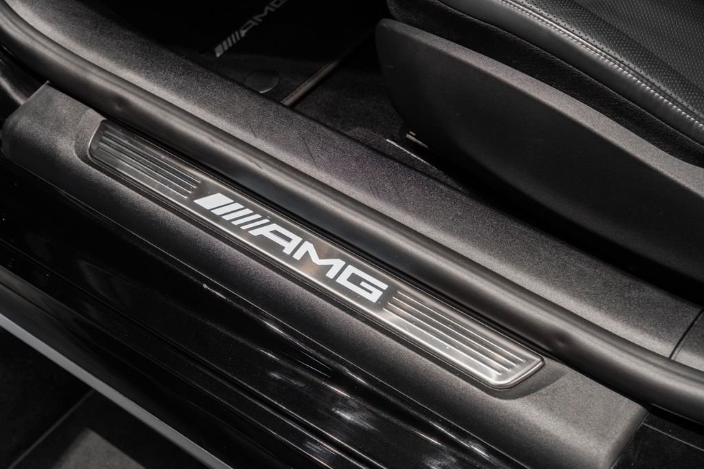 Mercedes-Benz SL 43 AMG 2023