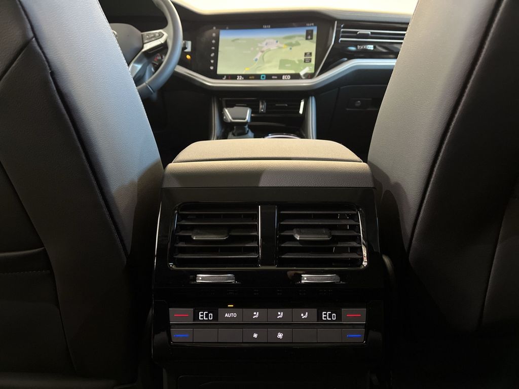 Volkswagen Touareg 2025