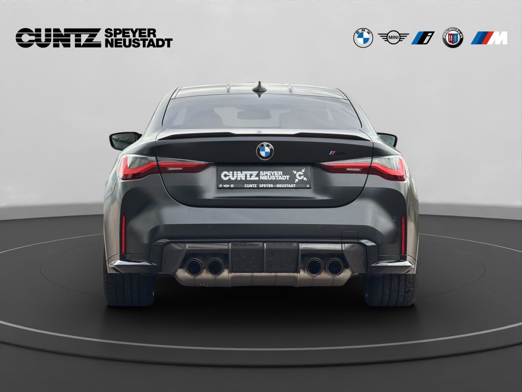 BMW M4 2024