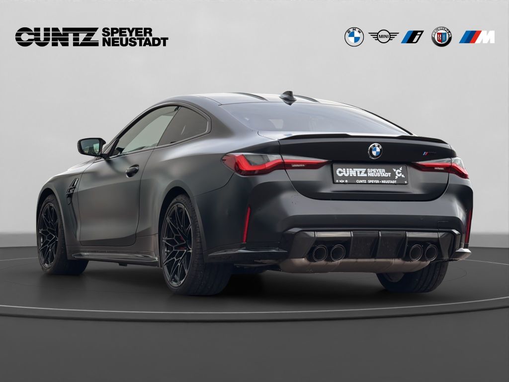 BMW M4 2024