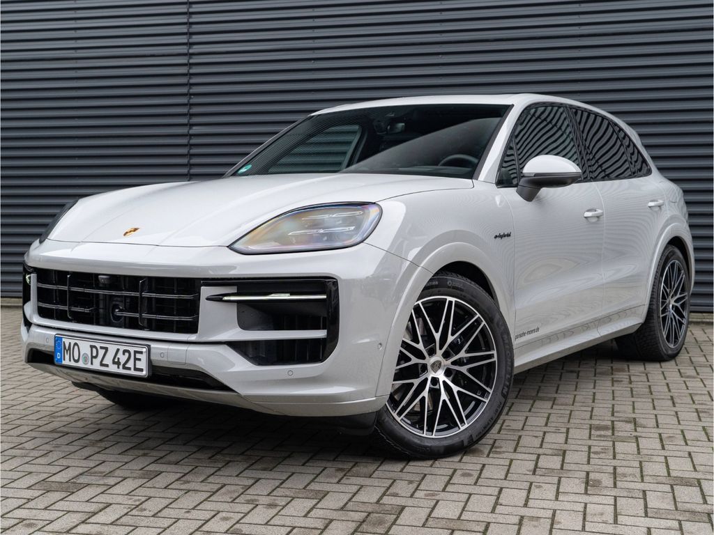 Porsche Cayenne 2025