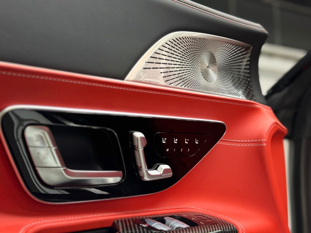 Mercedes-Benz SL 63 AMG 2024