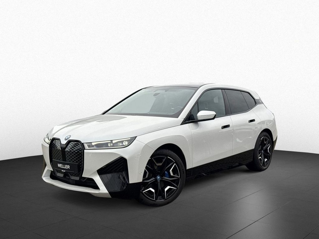 BMW iX 2023