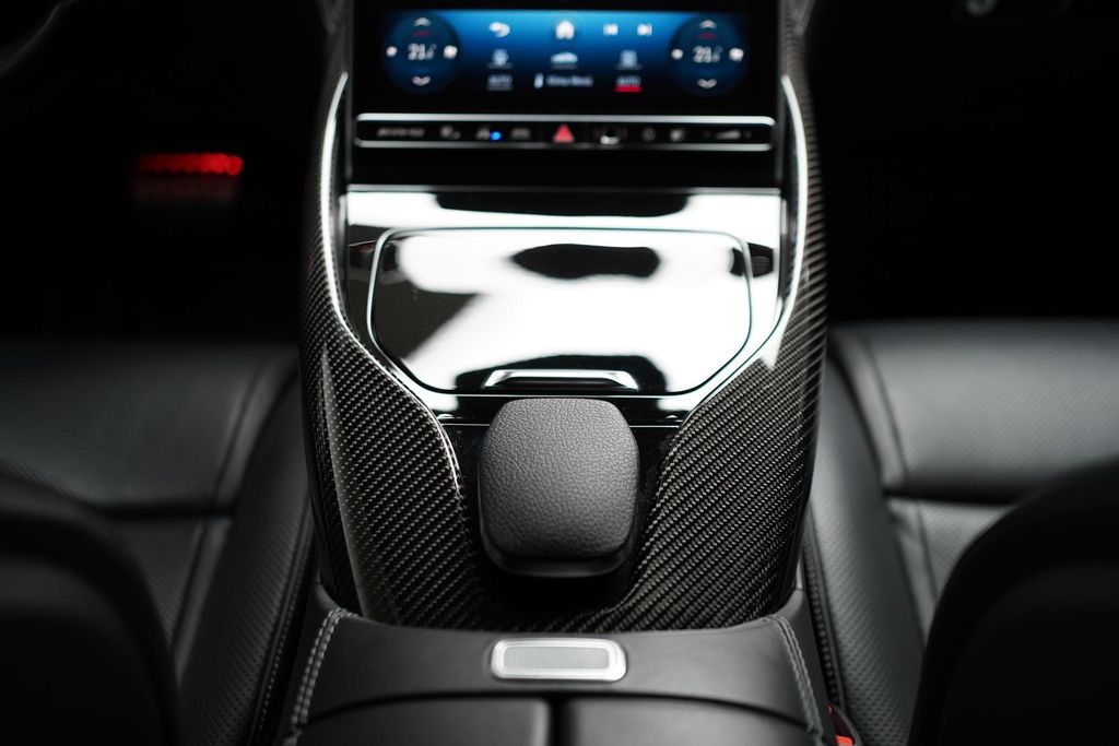 Mercedes-Benz SL 63 AMG 2023