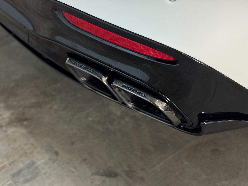 Mercedes-Benz SL 63 AMG 2024