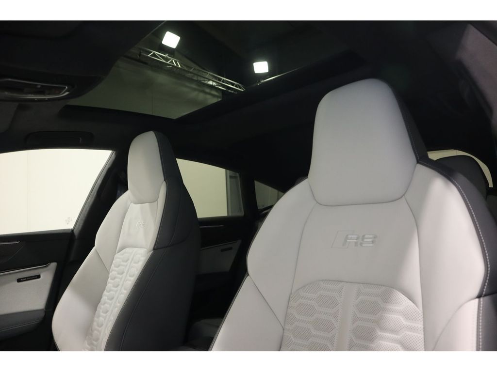 Audi RS7 2025