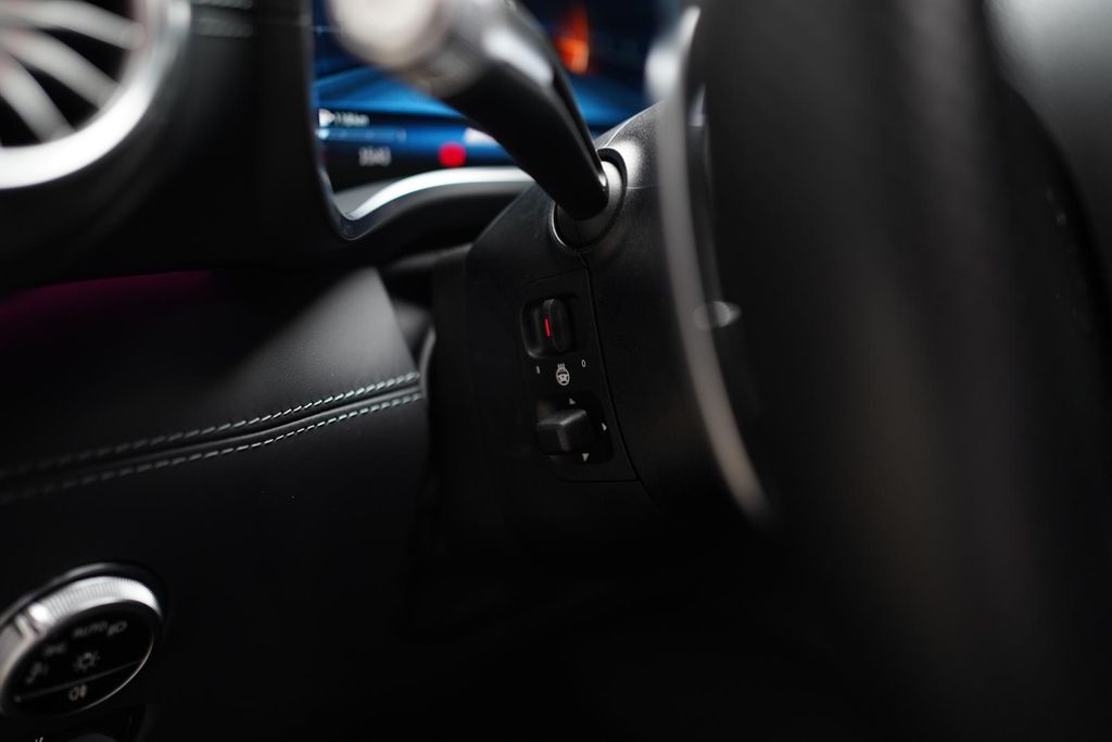 Mercedes-Benz SL 63 AMG 2023