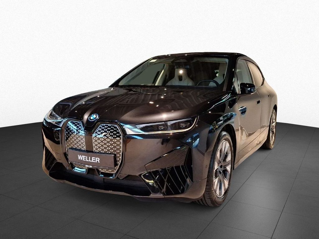 BMW iX 2023