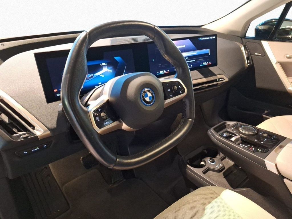 BMW iX 2023