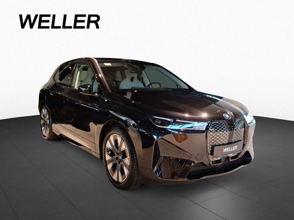 BMW iX 2023