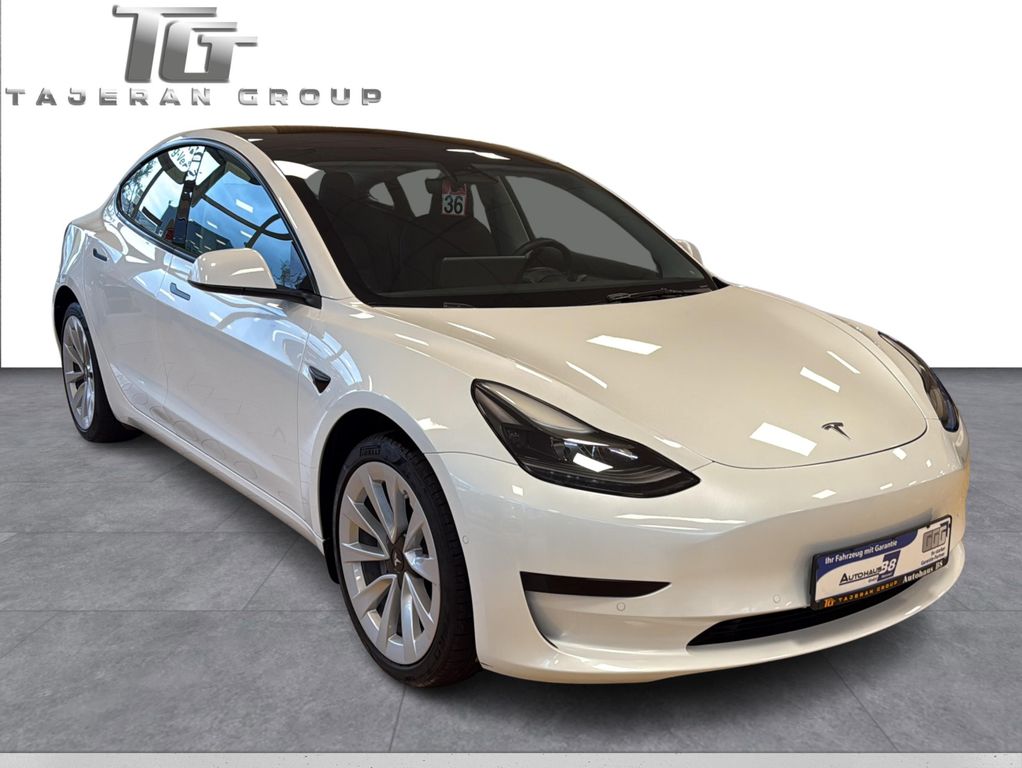Tesla Model 3 2022