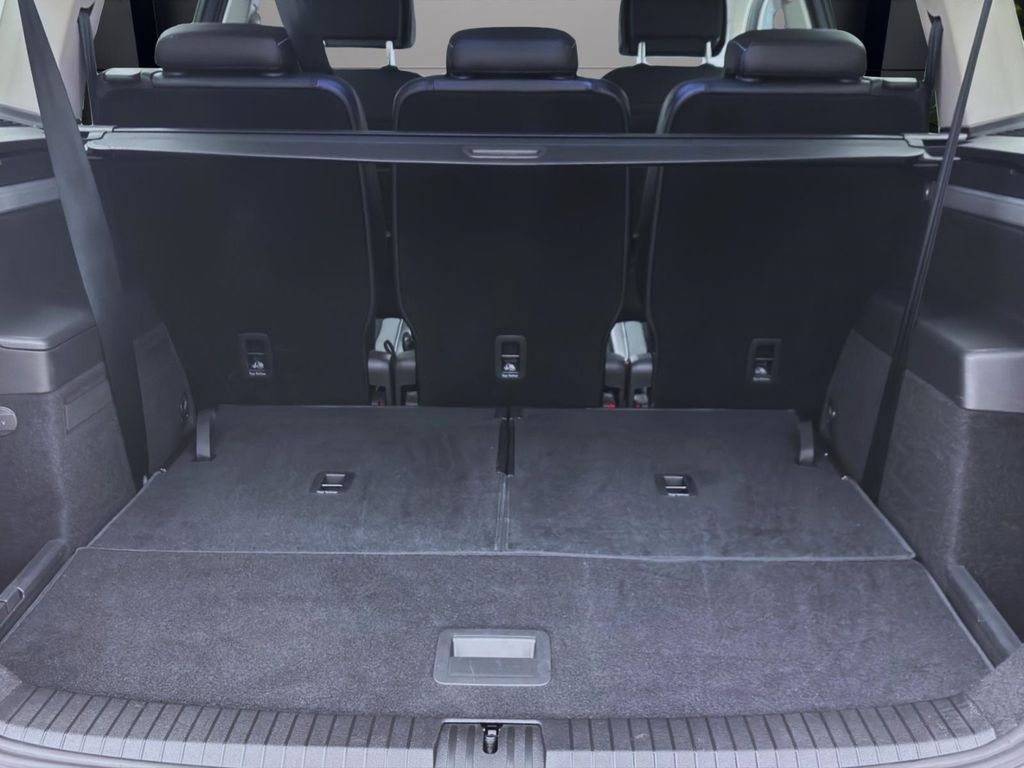 Volkswagen Touran 2025