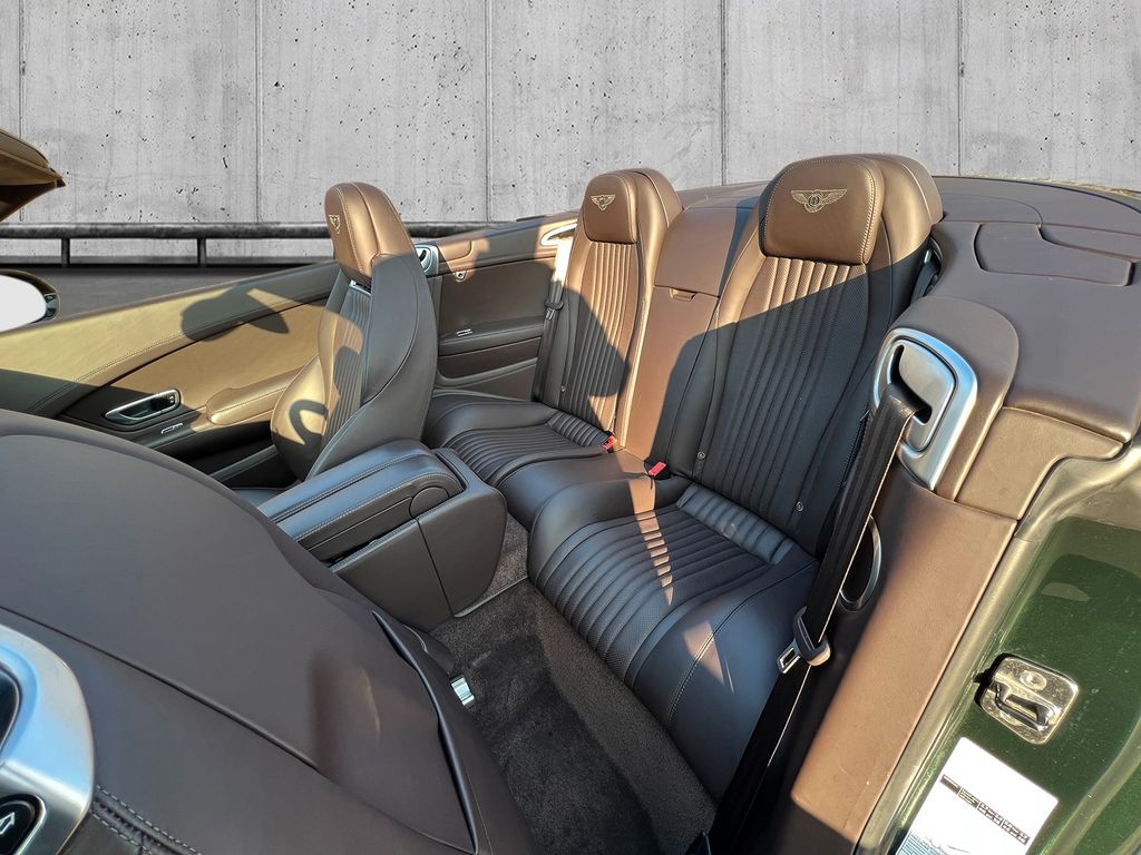 Bentley Continental GTC 2016