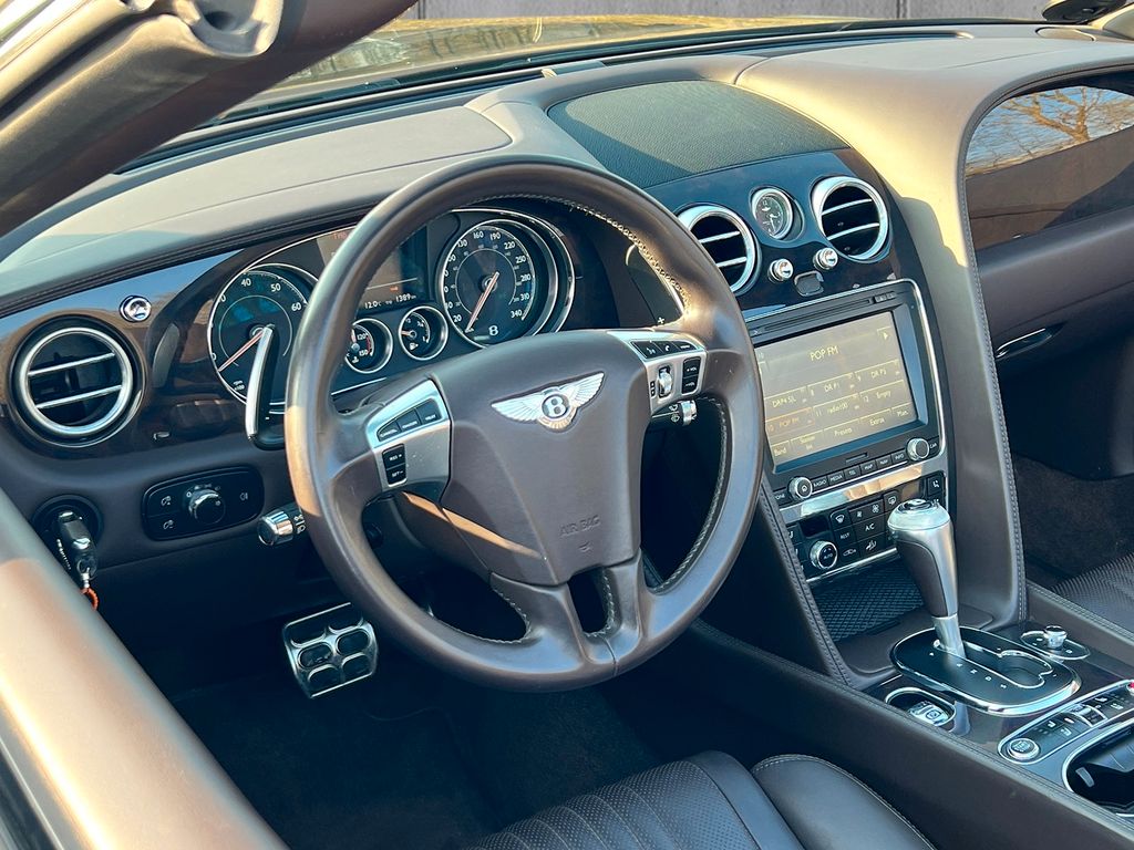 Bentley Continental GTC 2016