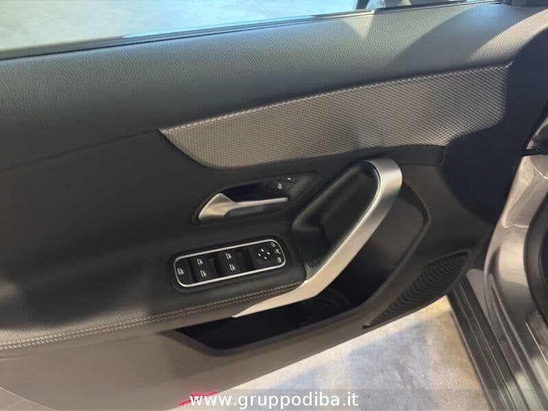 Mercedes-Benz A 180 2022