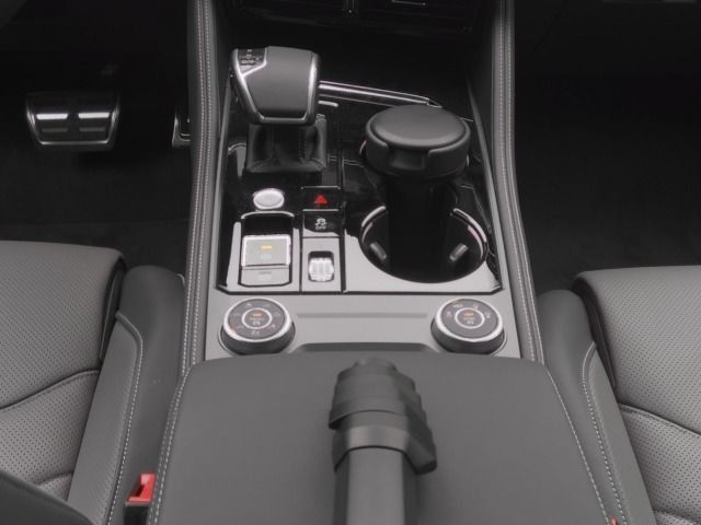 Volkswagen Touareg 2025