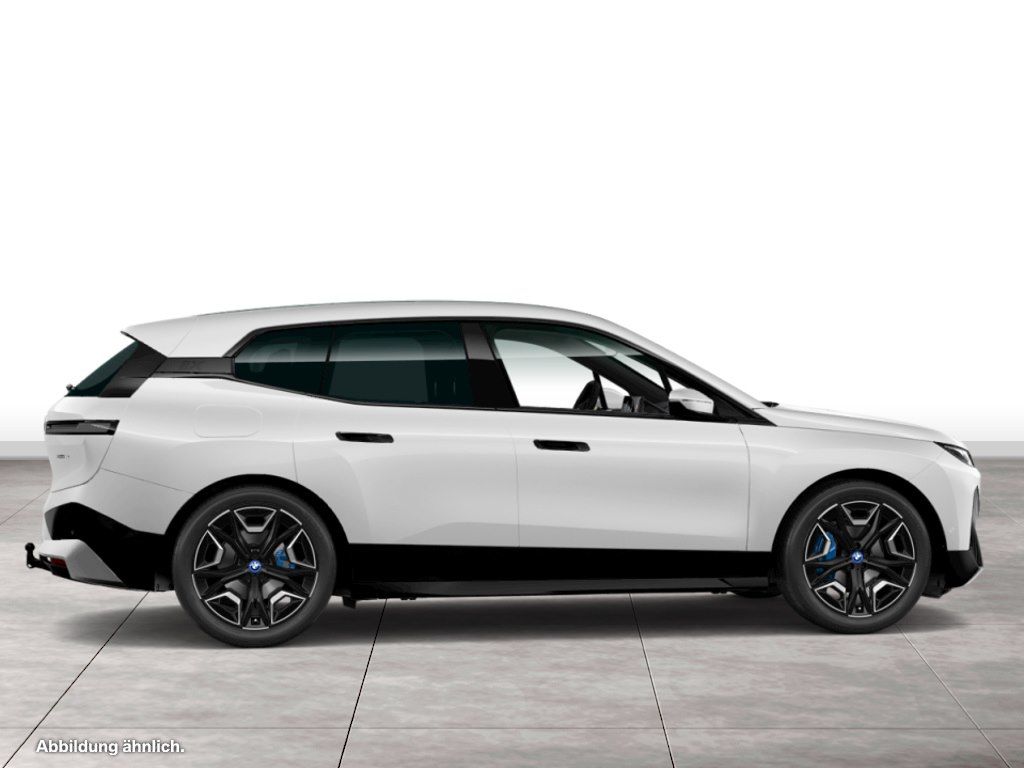 BMW iX 2023