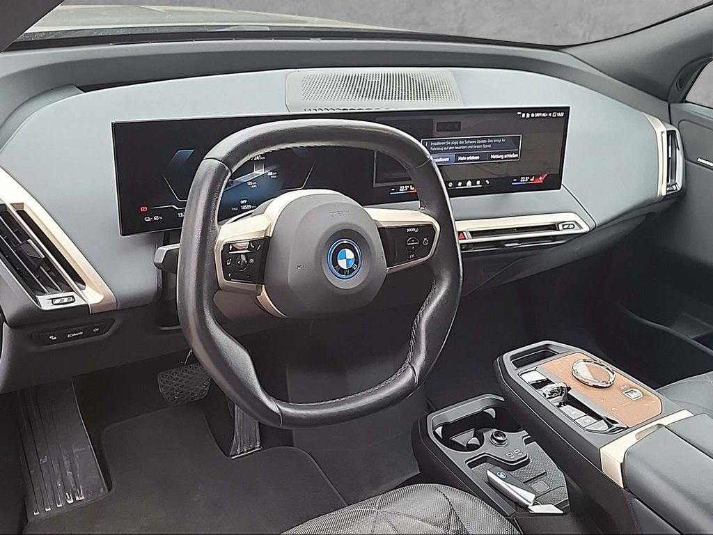 BMW iX 2023