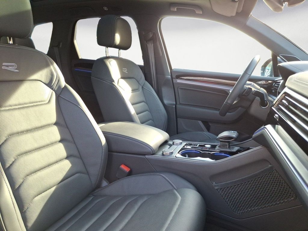 Volkswagen Touareg 2025