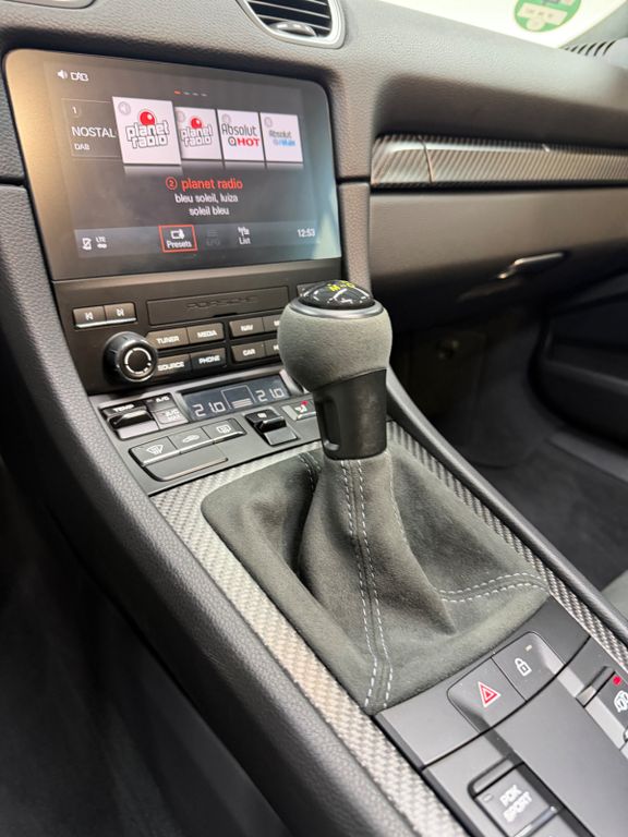 Porsche Boxster 2025