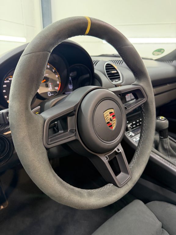 Porsche Boxster 2025