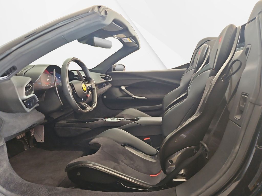 Ferrari 296 GTS 2024