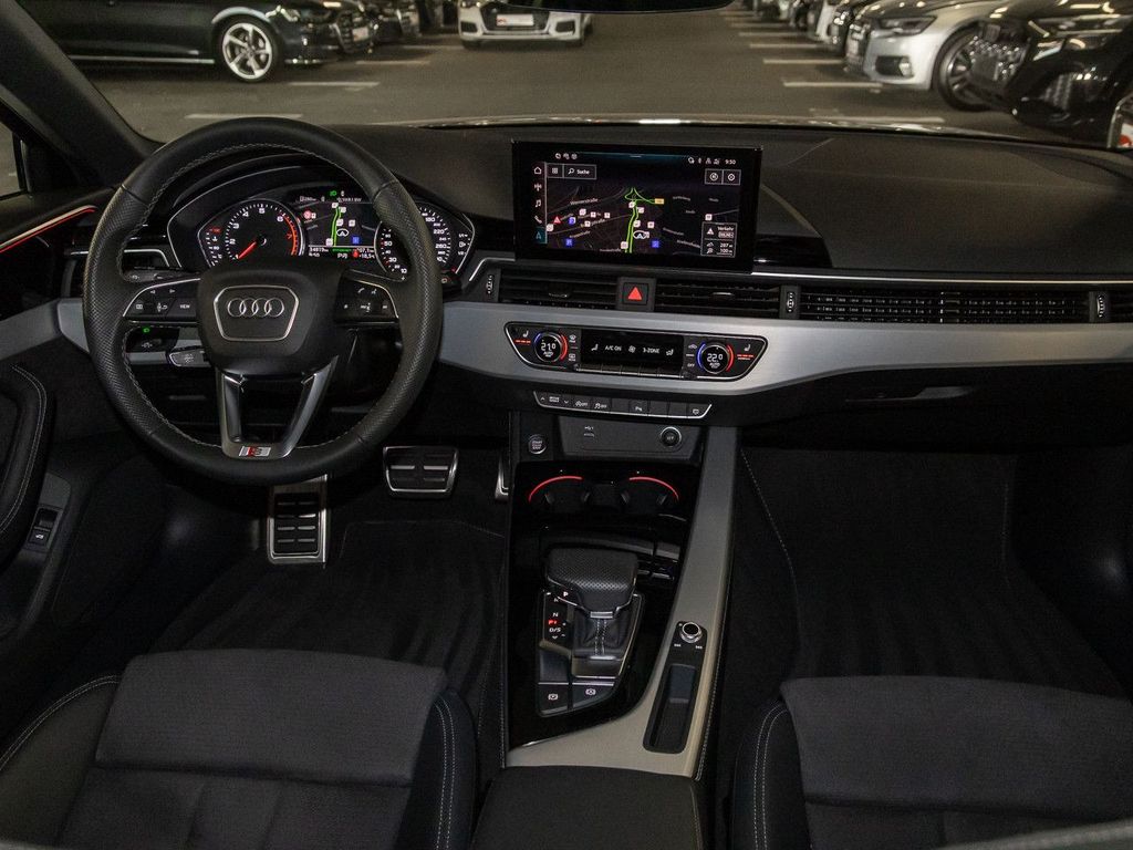 Audi A4 2024