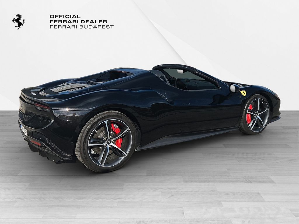 Ferrari 296 GTS 2024